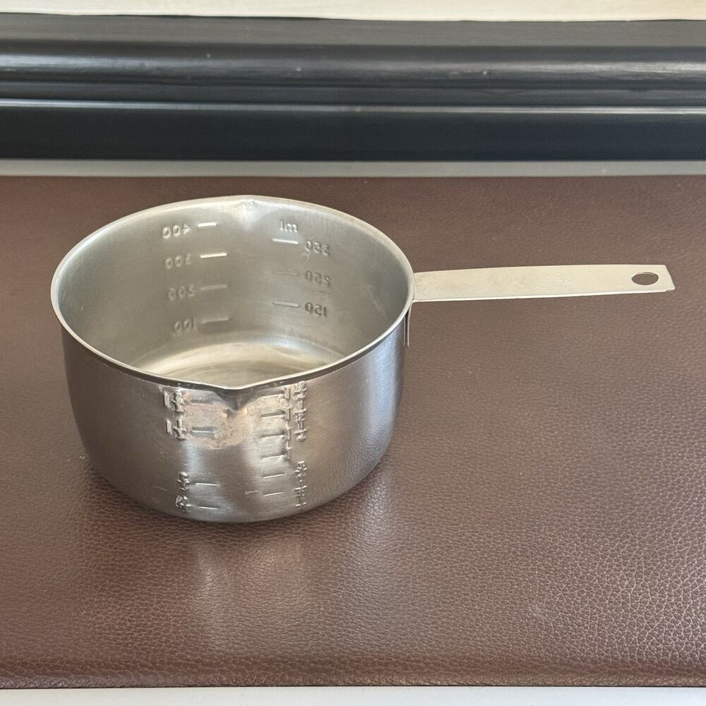 Vintage Foley Stainless Steel 2 Cup Measuring Cup Pour Spout Handle USA